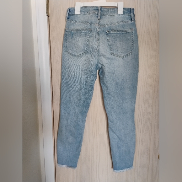 GAP Women's Light Blue Ripped Jeans - Picture 5 of 5